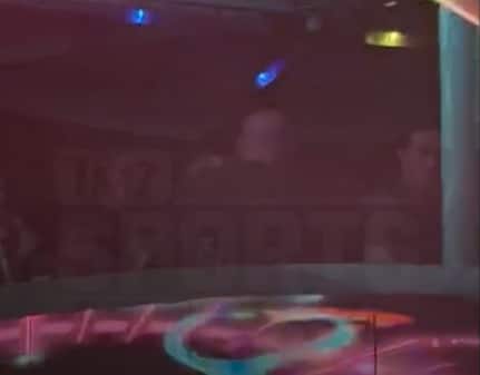 Dana White, președintele UFC și Anne, soția acestuia, în timp ce se iau la bătăie într-un club de fițe din Mexic, de Revelion